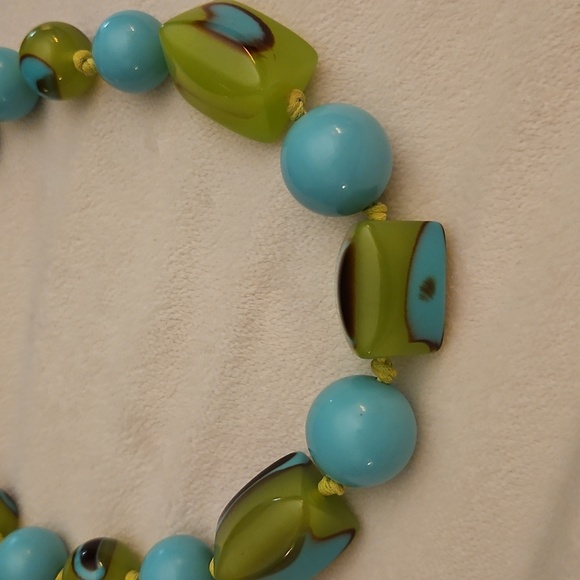 Vintage Funky Green and Blue Chunky Knot Beaded Statement Necklace - Picture 8 of 8